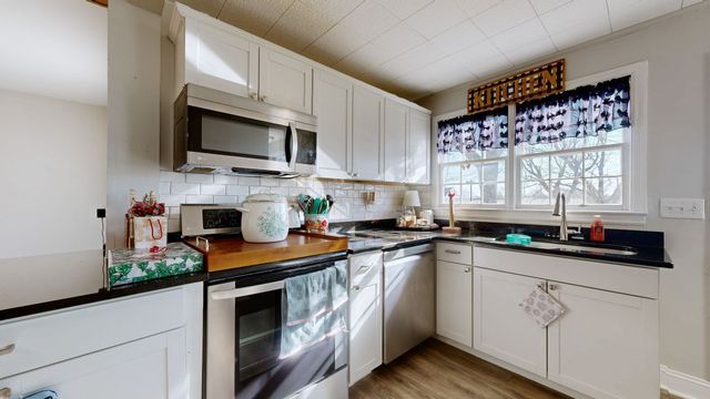 221 Mockingbird Dr, Columbia, TN 38401