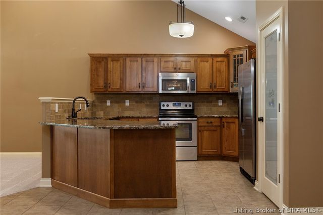 6469 Stillbrook Place, Georgetown, IN 47122