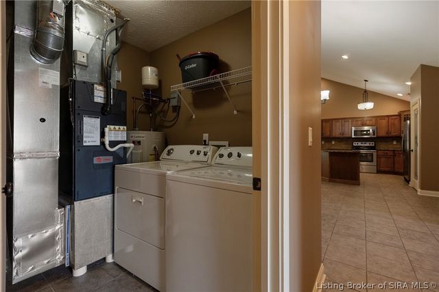 6469 Stillbrook Place, Georgetown, IN 47122