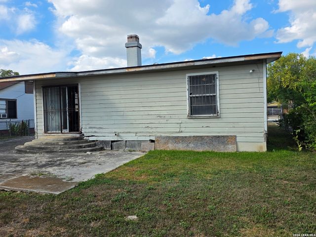 538 ELLANA CLAIRE ST, San Antonio, TX 78225