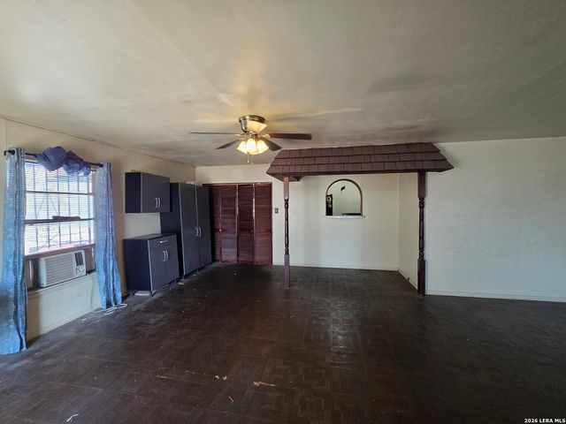 538 ELLANA CLAIRE ST, San Antonio, TX 78225