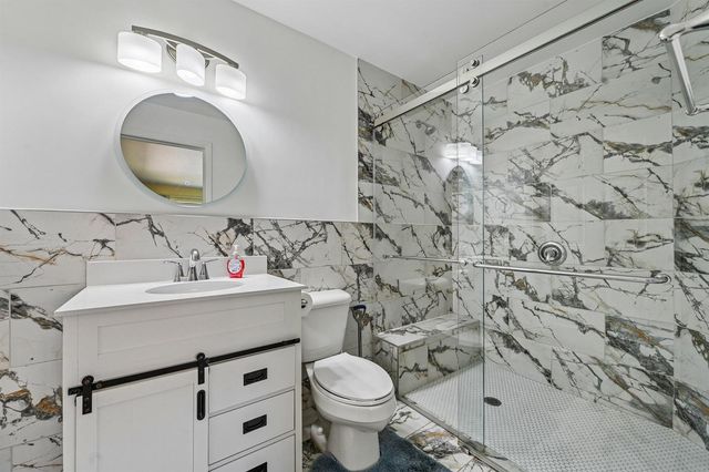 804 SE 16th Court, Deerfield Beach, FL 33441