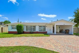 804 SE 16th Court, Deerfield Beach, FL 33441