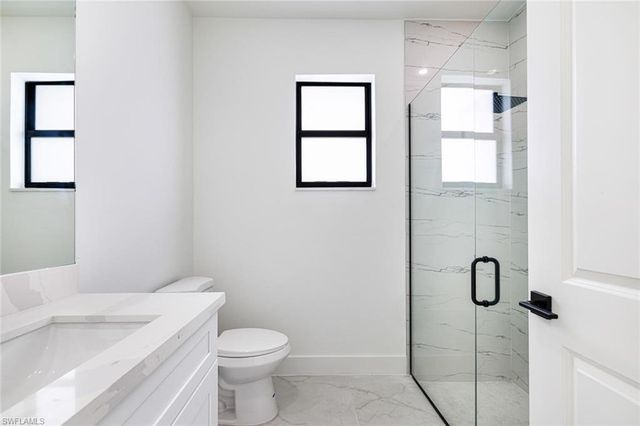 420 Yolanda ST, Lehigh Acres, FL 33972