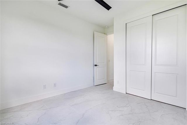 420 Yolanda ST, Lehigh Acres, FL 33972