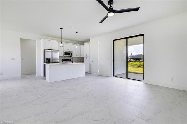 420 Yolanda ST, Lehigh Acres, FL 33972