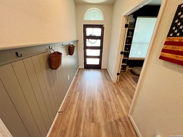 8347 SUNRISE GLN, Schertz, TX 78154