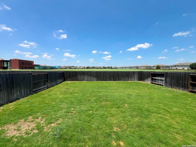 8347 SUNRISE GLN, Schertz, TX 78154