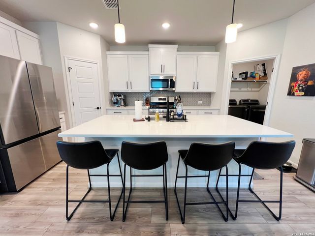8347 SUNRISE GLN, Schertz, TX 78154