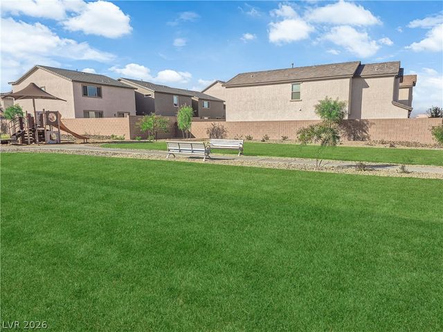 6020 Swift Lariat Street, Las Vegas, NV 89113