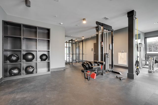 303 31st Ave N Apt 316, Nashville, TN 37203