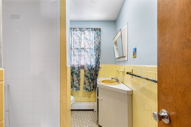 359 Williston Way, Pawtucket, RI 02861