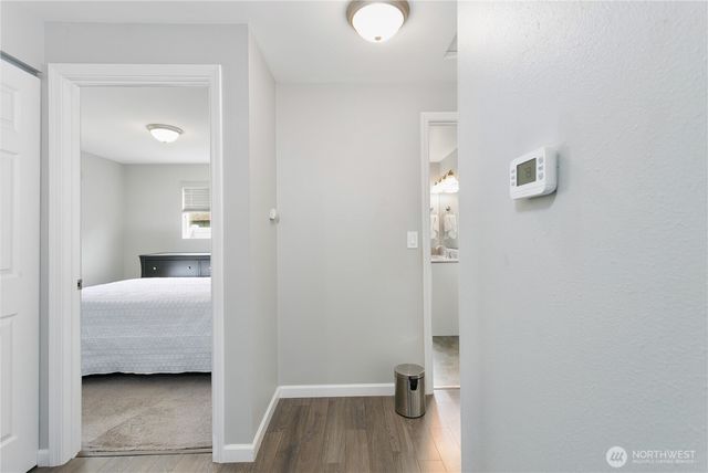 24532 35th Place S, Kent, WA 98032