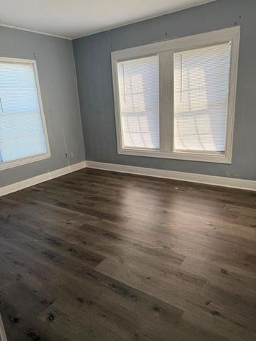 110 W Hunnicutt Street, Baytown, TX 77520