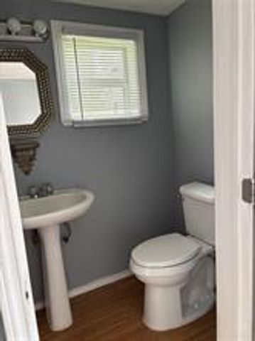 110 W Hunnicutt Street, Baytown, TX 77520