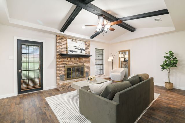 105 Kelsoe Drive, Sherman, TX 75090