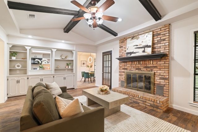 105 Kelsoe Drive, Sherman, TX 75090