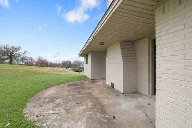 105 Kelsoe Drive, Sherman, TX 75090