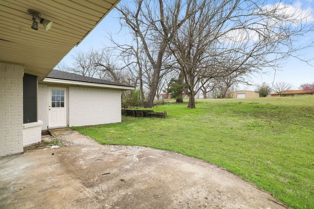 105 Kelsoe Drive, Sherman, TX 75090