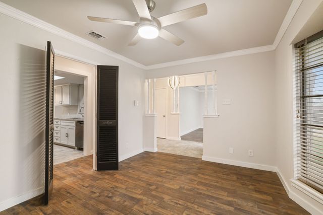 105 Kelsoe Drive, Sherman, TX 75090