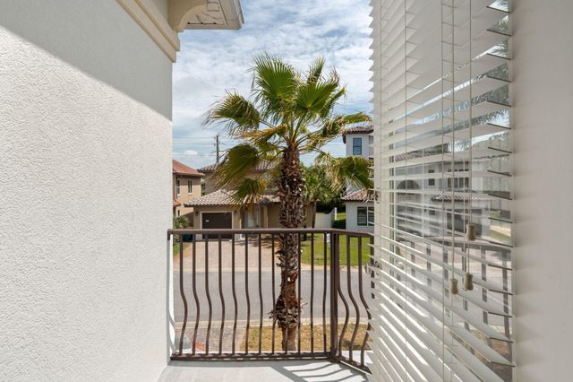 4691 Amhurst Circle, Destin, FL 32541