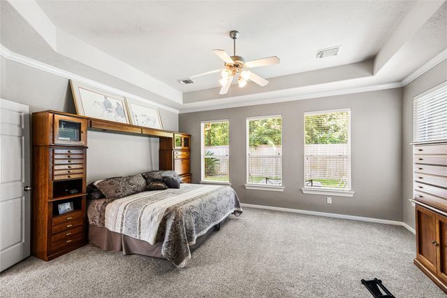 6515 Greencreek Meadows Lane, Spring, TX 77379