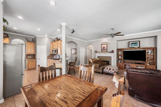 6515 Greencreek Meadows Lane, Spring, TX 77379