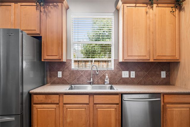 6515 Greencreek Meadows Lane, Spring, TX 77379