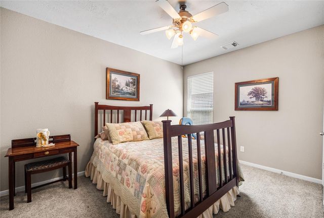 6515 Greencreek Meadows Lane, Spring, TX 77379