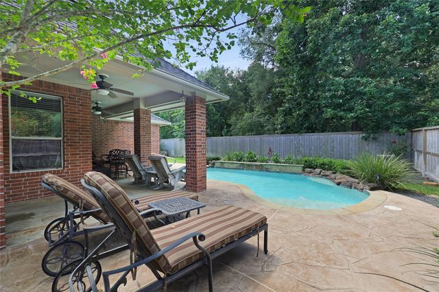 6515 Greencreek Meadows Lane, Spring, TX 77379