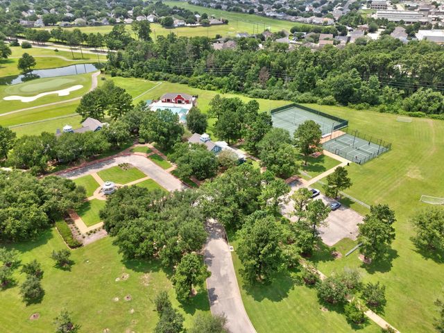 6515 Greencreek Meadows Lane, Spring, TX 77379