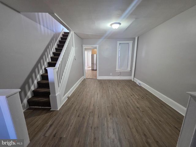 417 WALNUT AVE, Trenton, NJ 08609