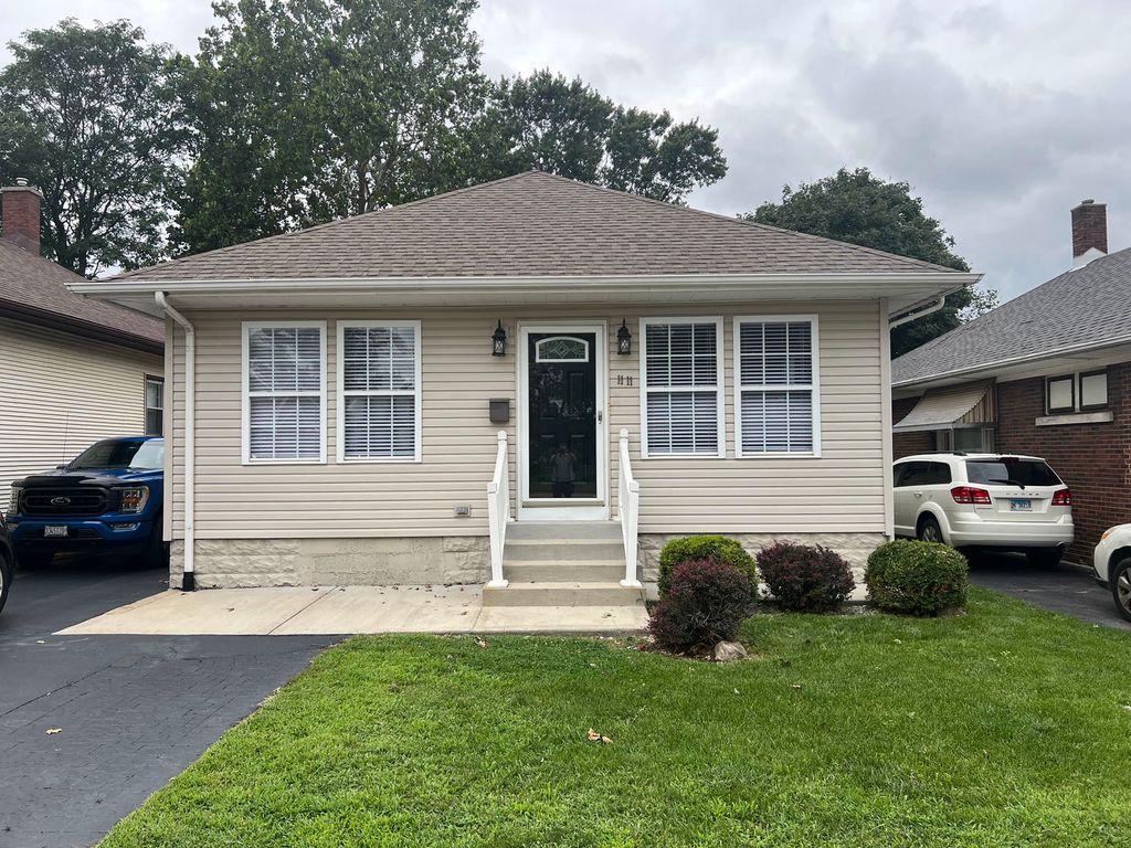 1111 N May Street, Joliet, IL 60435