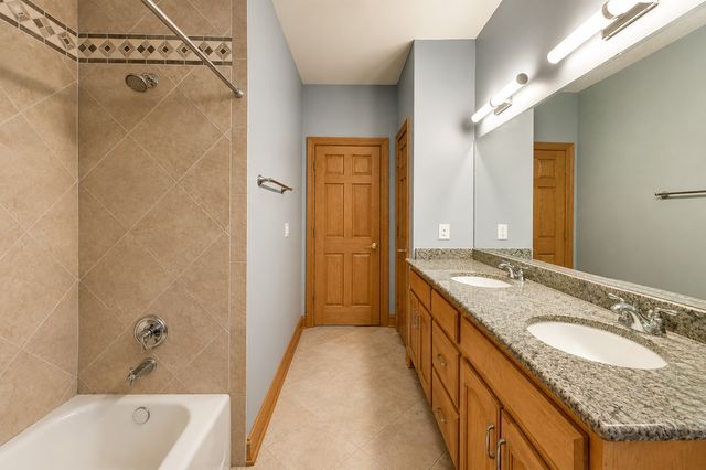 22094 Thyme Lane, Frankfort, IL 60423