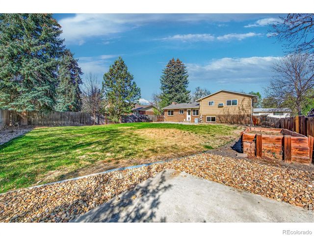1432 S Bowen Street, Longmont, CO 80501