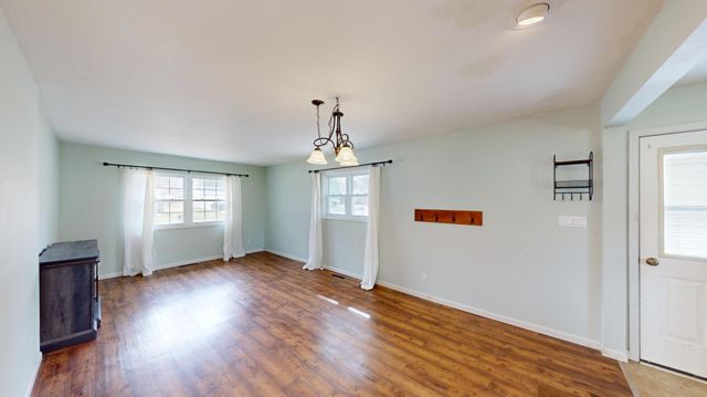 2141 Harmony Avenue, Albert Lea, MN 56007