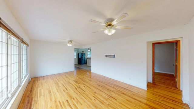 2141 Harmony Avenue, Albert Lea, MN 56007