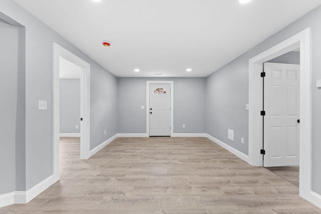 14 Temi Rd, Brockton, MA 02302