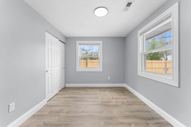 14 Temi Rd, Brockton, MA 02302