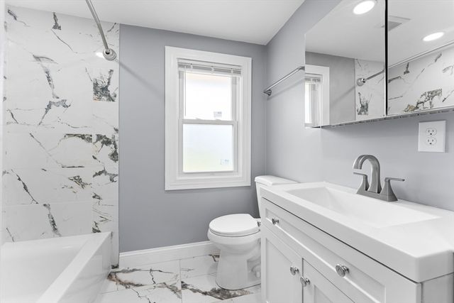 14 Temi Rd, Brockton, MA 02302
