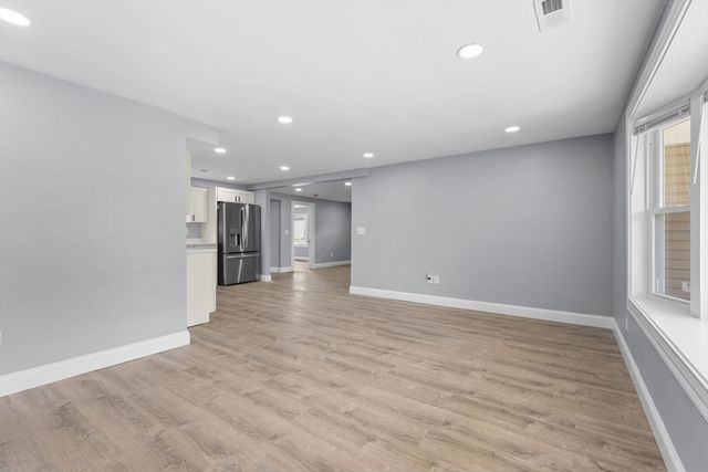14 Temi Rd, Brockton, MA 02302