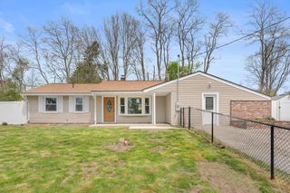 14 Temi Rd, Brockton, MA 02302