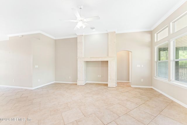 893 BLACKBERRY Lane, St. Johns, FL 32259