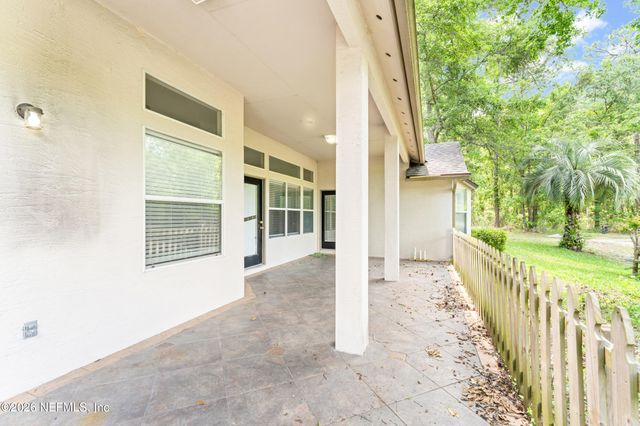 893 BLACKBERRY Lane, St. Johns, FL 32259