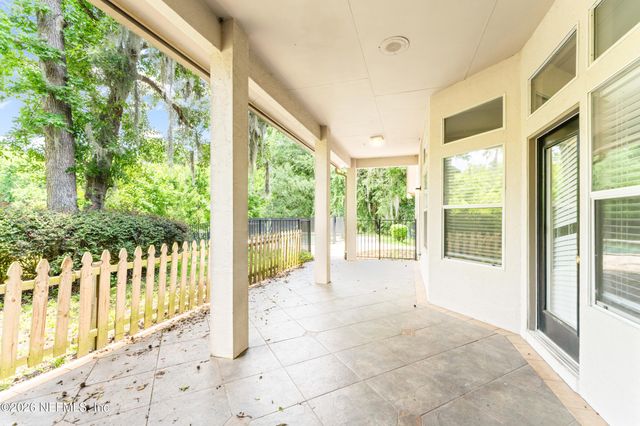 893 BLACKBERRY Lane, St. Johns, FL 32259