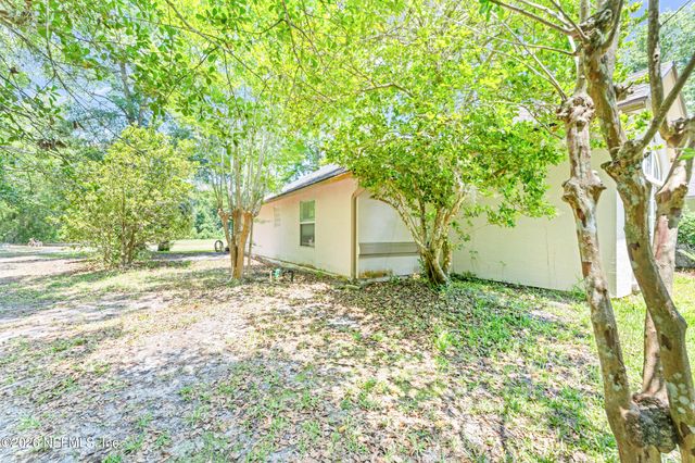 893 BLACKBERRY Lane, St. Johns, FL 32259