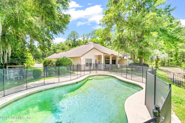 893 BLACKBERRY Lane, St. Johns, FL 32259