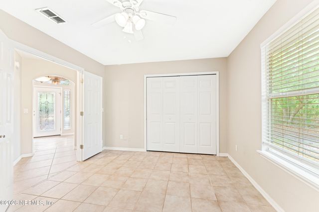 893 BLACKBERRY Lane, St. Johns, FL 32259