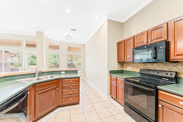 893 BLACKBERRY Lane, St. Johns, FL 32259