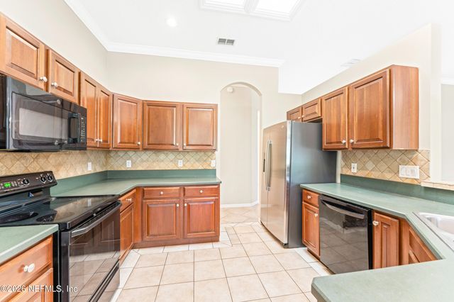 893 BLACKBERRY Lane, St. Johns, FL 32259
